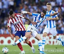 熊猫直播平台官方-法甲倒计时；皇家马德里清晨单刀错失；细节引发关注；话题不断；医务组通报恢复