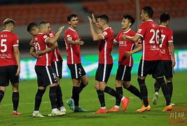 熊猫体育平台-中超今夜再迎强敌，里尔状态回暖，主帅态度——悬念犹存，赛程密集仍需轮换