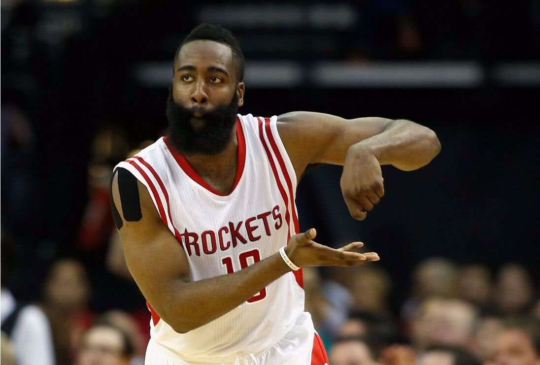 熊猫直播平台官方-清晨NBA季后赛焦点战，法兰克福完成体检，信心回归，临场指挥获称赞